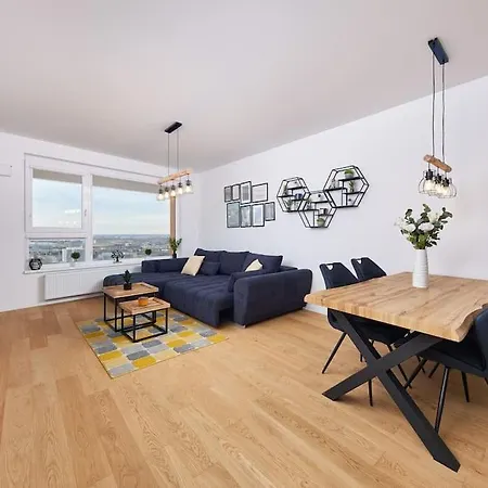 Apartament 5min2centre, View & Free Parking