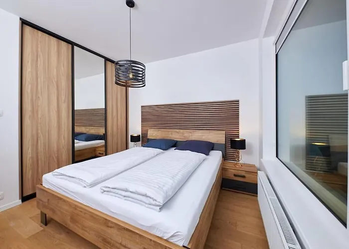 Apartment 5min2centre, View & Free Parking Pressburg