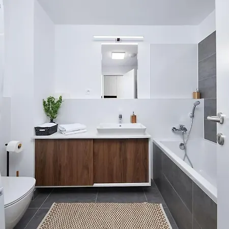 5min2centre, View & Free Parking Bratislava